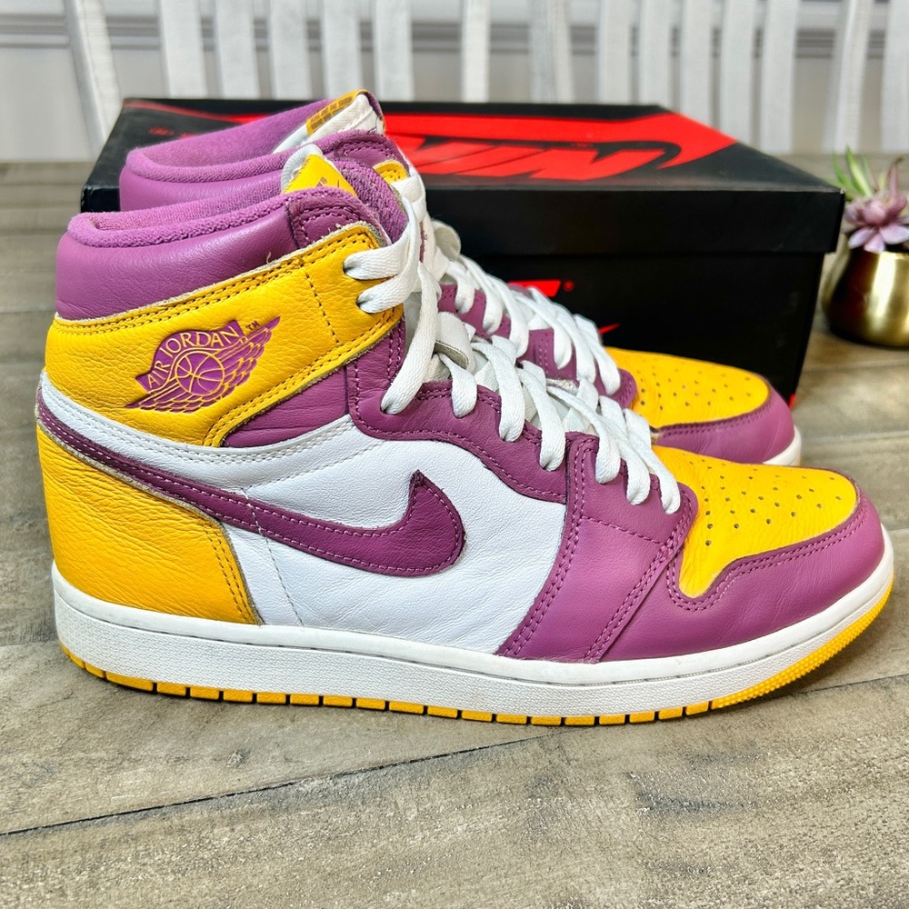Nike Air Jordan 1 Retro High OG Brotherhood Size 10